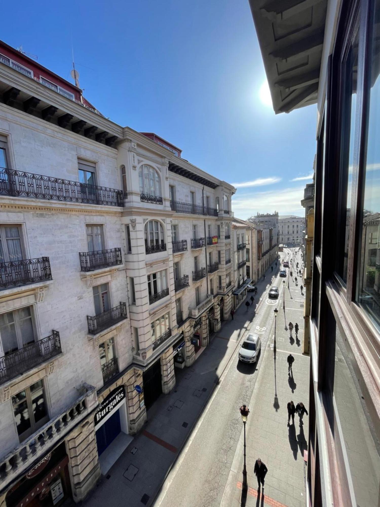 Atuaire Home Vivienda A Luminosa Parking Incluido En Plena Calle Comercial Бургос Экстерьер фото